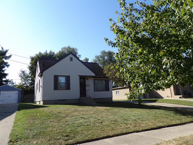 front view picture of 750 Halena Street Street Ne, Grand Rapids, MI. 49505