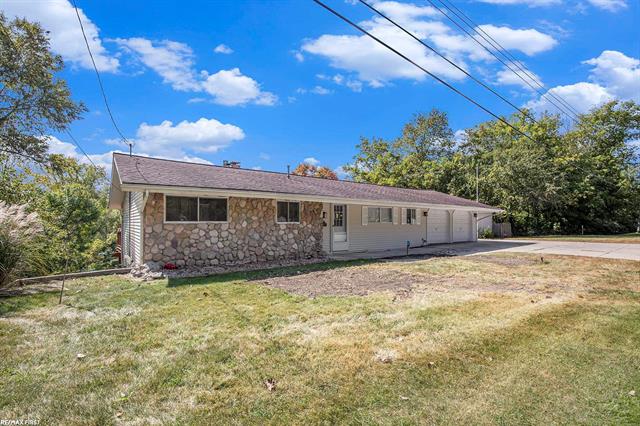 front view picture of 4167 N River Rd Street, Fort Gratiot, MI. 48059