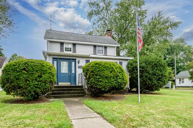 front view picture of 4314 Lake Street, Bridgman, MI. 49106