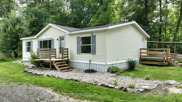 front view picture of 133 E Nettleman Road, Coldwater, MI. 49036