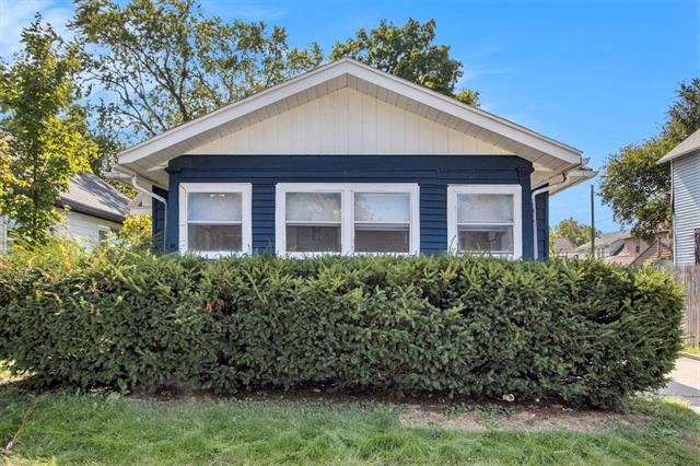 front view picture of 1612 Reed Avenue, Kalamazoo, MI. 49001