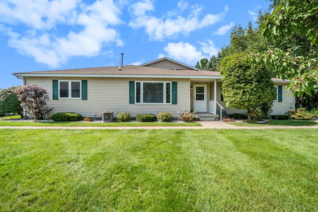 front view picture of 2826 Emerald, Traverse City, MI. 49684