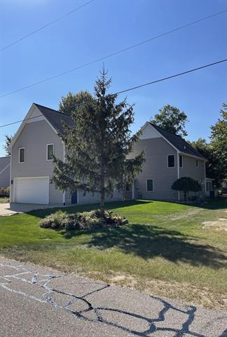 front view picture of 5338 Mallard Court, Beaverton, MI. 48612