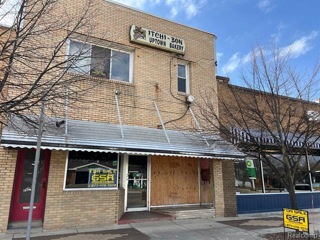 front view picture of 217 N Saginaw Street, Durand, MI. 48429