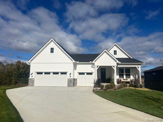front view picture of 4104 Bay Terrace Drive, Milford, MI. 48381
