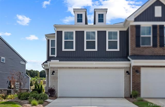 front view picture of 1495 Arcadia Drive, Milford, MI. 48381