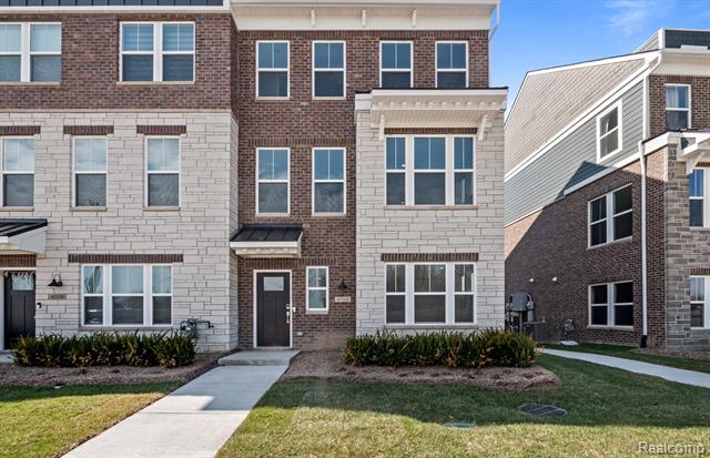 front view picture of 43184 Atwood Avenue, Novi, MI. 48375