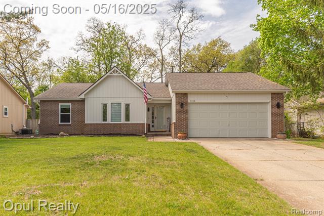 front view picture of 3113 Buss Dr, Walled Lake, MI. 48390