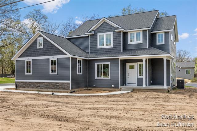 front view picture of 2185 Valentine Boulevard Ne, Grand Rapids, MI. 49525