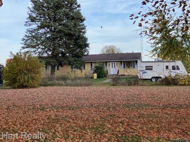 front view picture of 3321 Watson Road, Marlette, MI. 48453