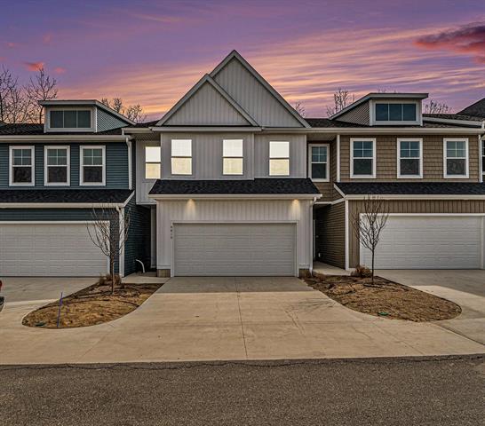 front view picture of 4810 Hidden River Avenue Sw, Grandville, MI. 49418