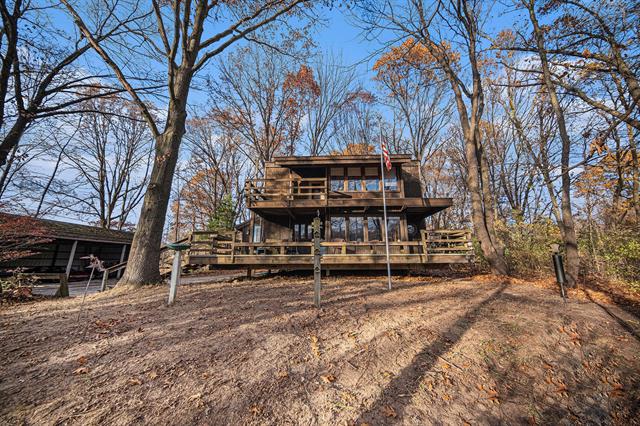 front view picture of 15980 Waterloo Road, Grass Lake, MI. 49240