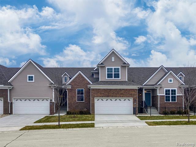 front view picture of 2215 Chase Drive, Howell, MI. 48855