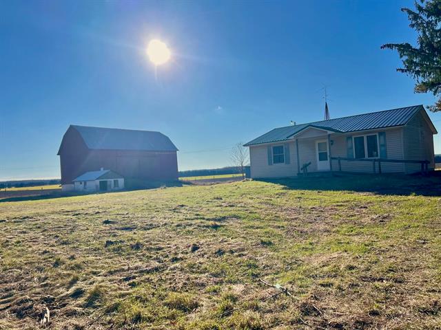 front view picture of 5546 S 25 Road, Boon, MI. 49618