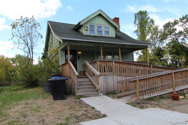 front view picture of 2145 Newport Street, Detroit, MI. 48215
