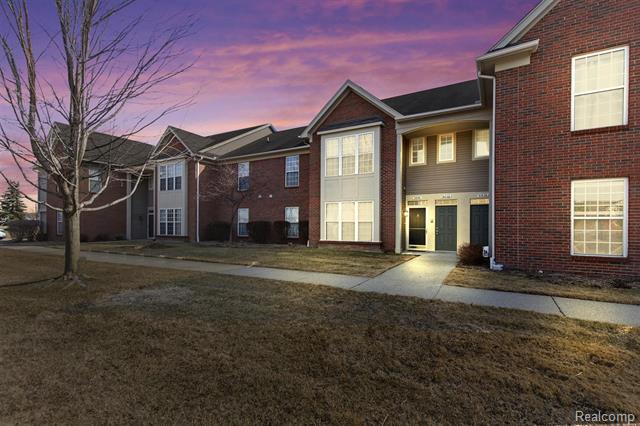 front view picture of 51828 Lionel Lane, New Baltimore, MI. 48051