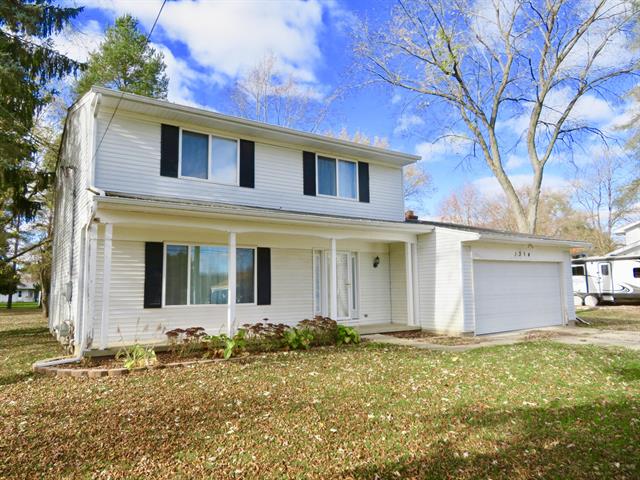 front view picture of 1354 Seymour Road, Flint, MI. 48532