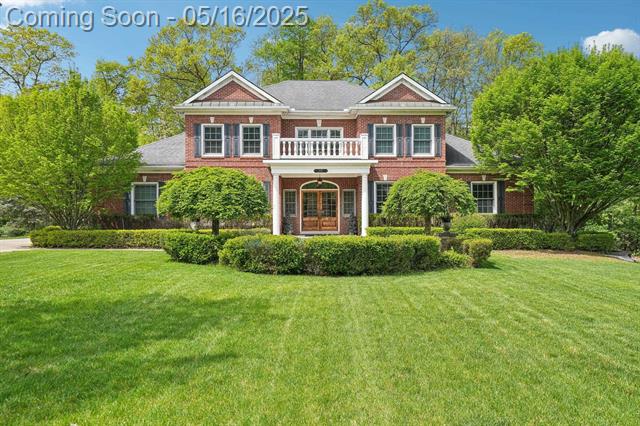 front view picture of 4642 Azzo Ct, West Bloomfield, MI. 48323