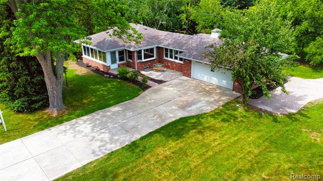 front view picture of 4408 S Lake Drive, Newport, MI. 48166