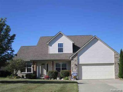 front view picture of 5400 Bright Creek Court, Flint, MI. 48532