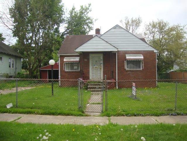 front view picture of 634 E Pulaski Avenue, Flint, MI. 48505
