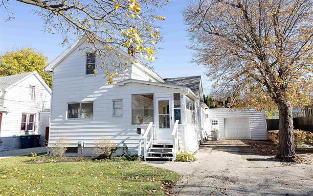 front view picture of 517 S Lincoln Street, Bay City, MI. 48708