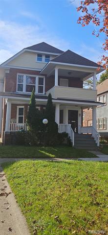 front view picture of 3937 Beniteau Street, Detroit, MI. 48214