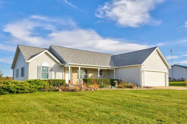 front view picture of 4332 Lake Pleasant Road, North Branch, MI. 48461
