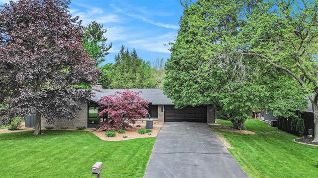 front view picture of 4377 Baywood Drive Se, Grand Rapids, MI. 49546