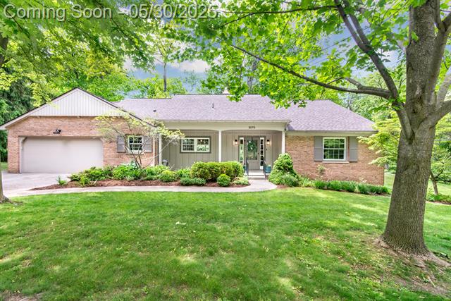 front view picture of 3075 Provincial Drive, Ann Arbor, MI. 48104