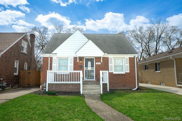 front view picture of 16468 Collingham Drive, Detroit, MI. 48205