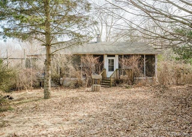 front view picture of 5405 Shepper Road, Stockbridge, MI. 49285
