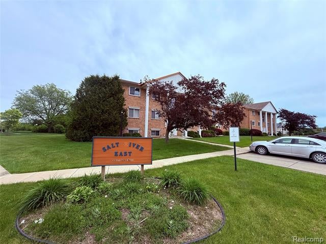 front view picture of 51316 Johns Drive, New Baltimore, MI. 48047