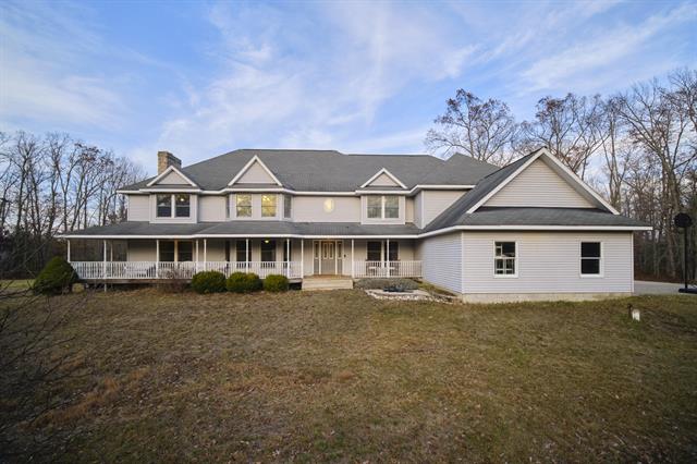 front view picture of 626 Skocelas Road S, Manistee, MI. 49660