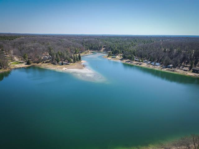 front view picture of 6583 W Eastlake Drive, Baldwin, MI. 49304