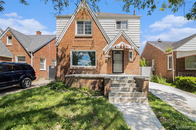 front view picture of 8040 Coyle Street, Detroit, MI. 48228