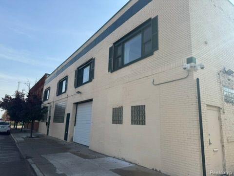 front view picture of 436 E Milwaukee Street, Detroit, MI. 48202
