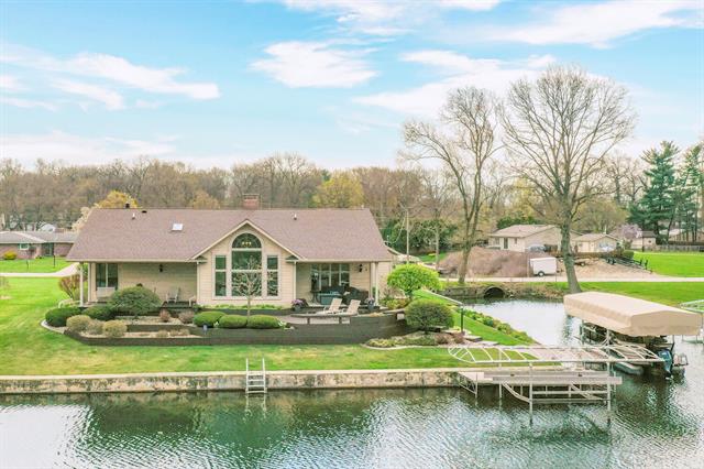 front view picture of 68940 Island Drive, Edwardsburg, MI. 49112