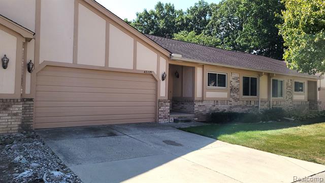 front view picture of 42229 Spruce Lane, Clinton Township, MI. 48038