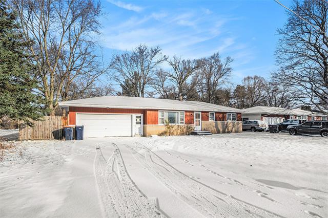 front view picture of 245 E 19Th Street, Holland, MI. 49423