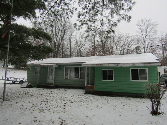 front view picture of 3237 Lansing Street, Harrison, MI. 48625