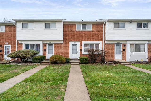 front view picture of 20251 15 Mile Road, Clinton Township, MI. 48035