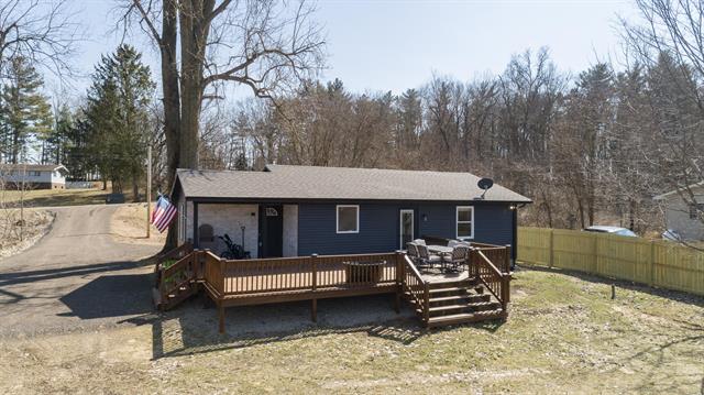front view picture of 67942 Thunderbird Drive, Sturgis, MI. 49091