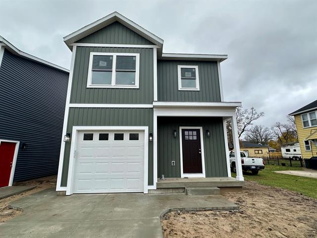 front view picture of 466 Erickson Street, Muskegon, MI. 49441