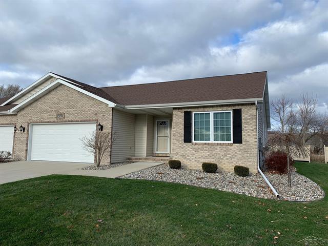 front view picture of 3018 Mackinaw Meadows Drive, Saginaw, MI. 48603