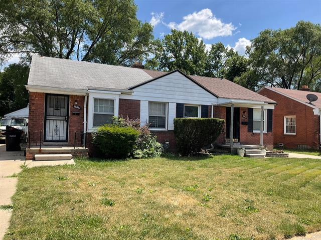 front view picture of 18862 Kelly Road, Detroit, MI. 48224