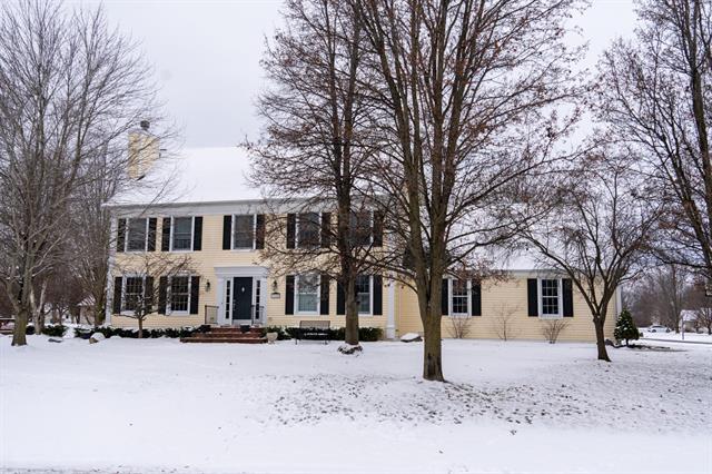 front view picture of 3124 Brittany Drive, Mount Pleasant, MI. 48858