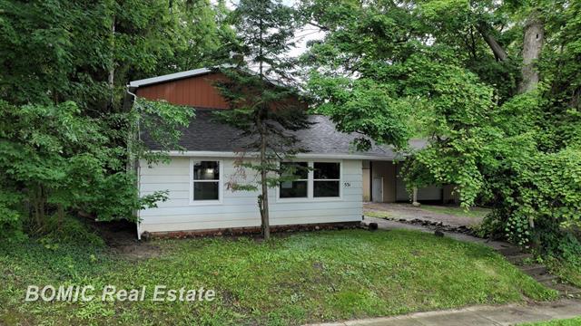 front view picture of 531 W Vienna Street, Clio, MI. 48420