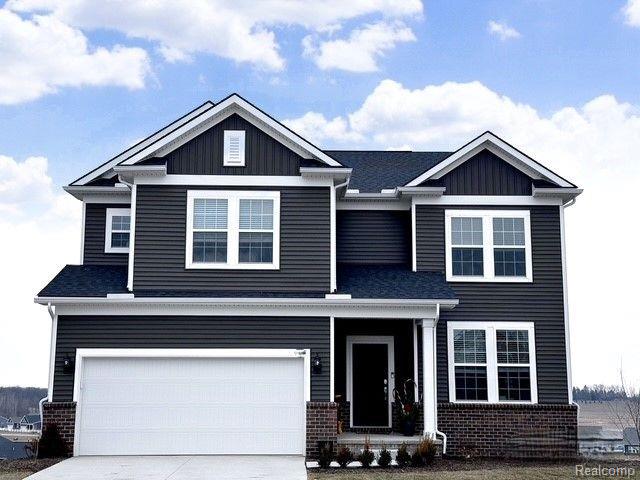 front view picture of 4869 Marquette Drive, Milford, MI. 48381