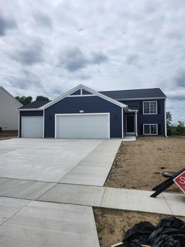 front view picture of 1815 Prescott Trail, Galesburg, MI. 49053